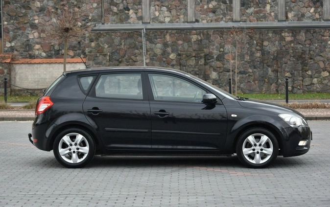 Kia Ceed cena 19900 przebieg: 199000, rok produkcji 2011 z Jordanów małe 211